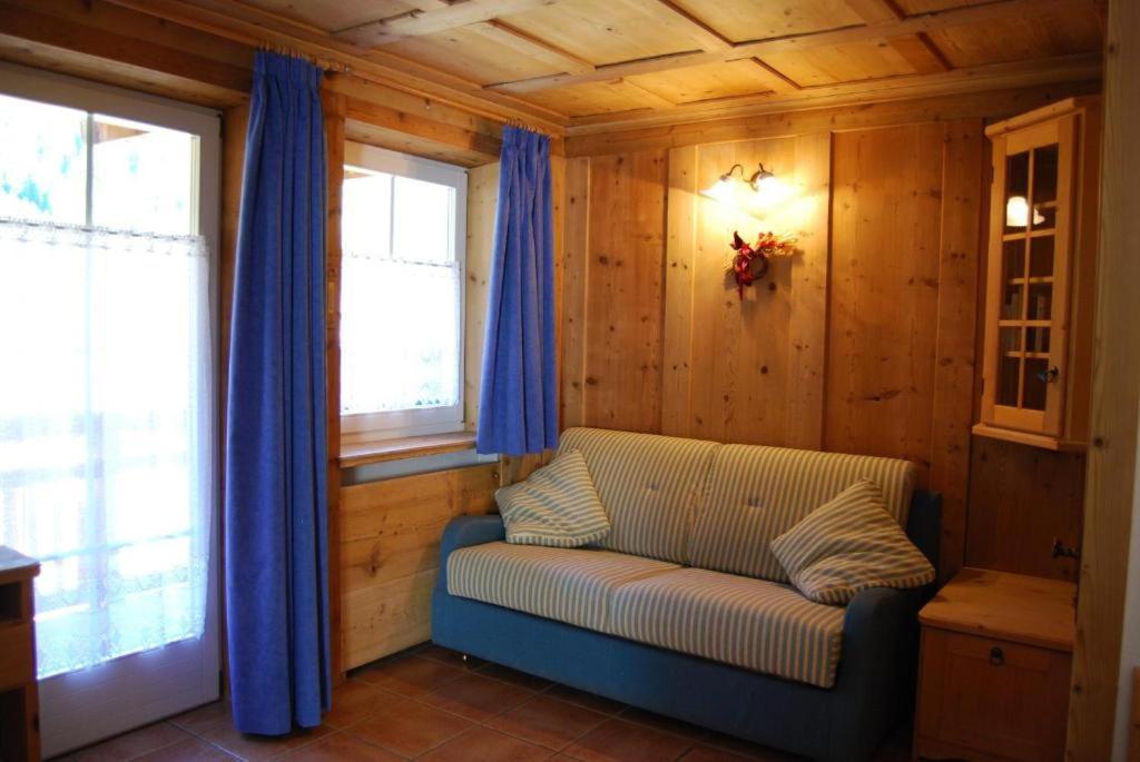 Appartamenti Chalet Orchidea Canazei Luaran gambar